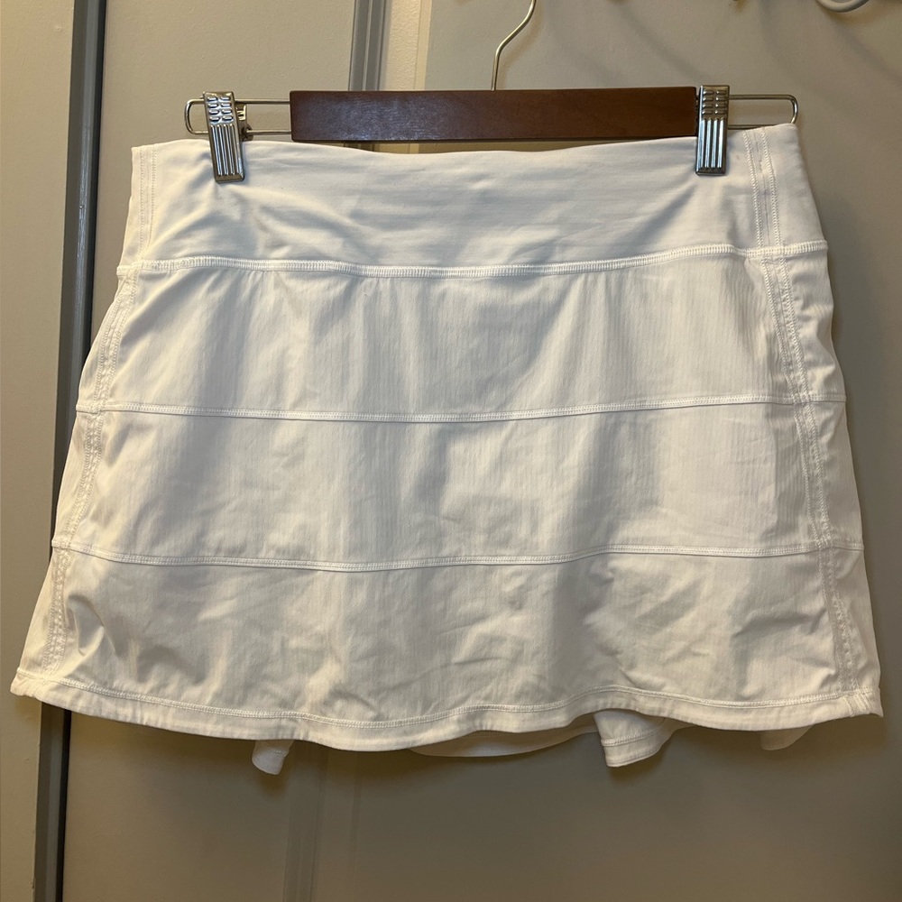 LULU LEMON WHITE SKIRT